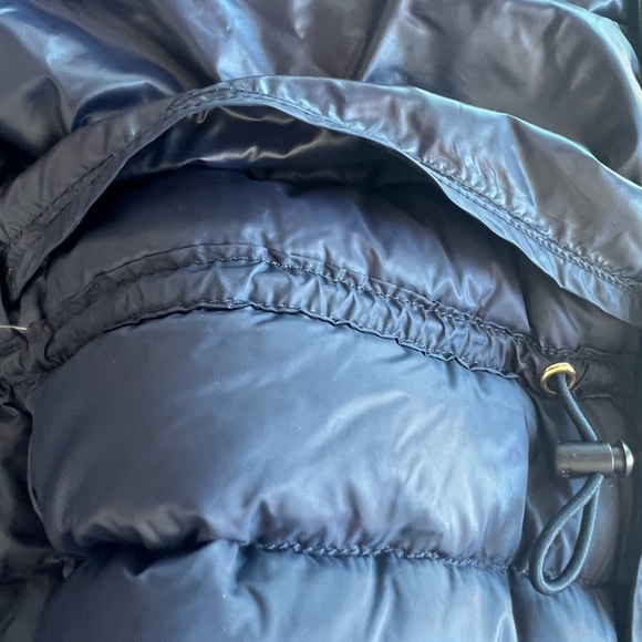 Ralph Lauren Blue Puffer Jacket with Quilted Design - Picture 5 of 7